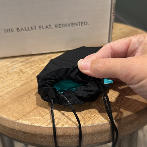 Tieks ballet flat metallic bronze size 9 - Picture 12 of 14